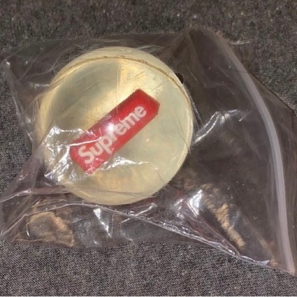 NWT Supreme Bouncy Ball Clear - Picture 10 of 11